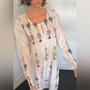 MISSLOOK White Dress with Red and Black Accents